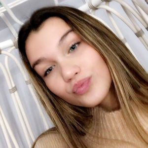 Meet your Posher, Jules